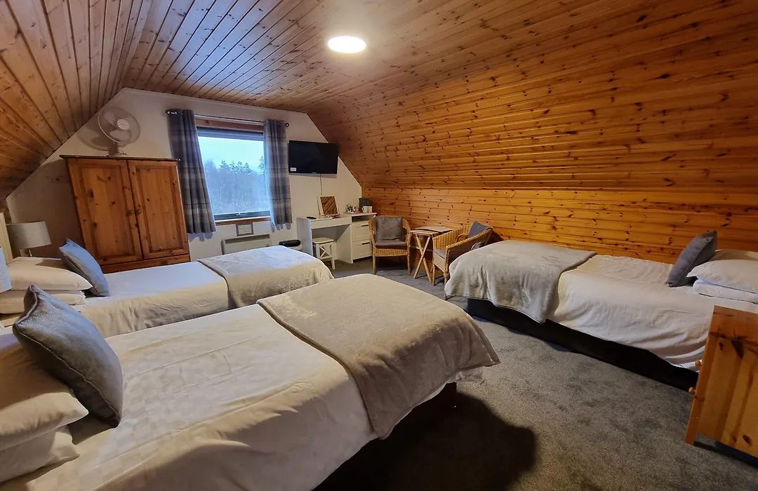 Carn Mhor Bed And Breakfast-1
